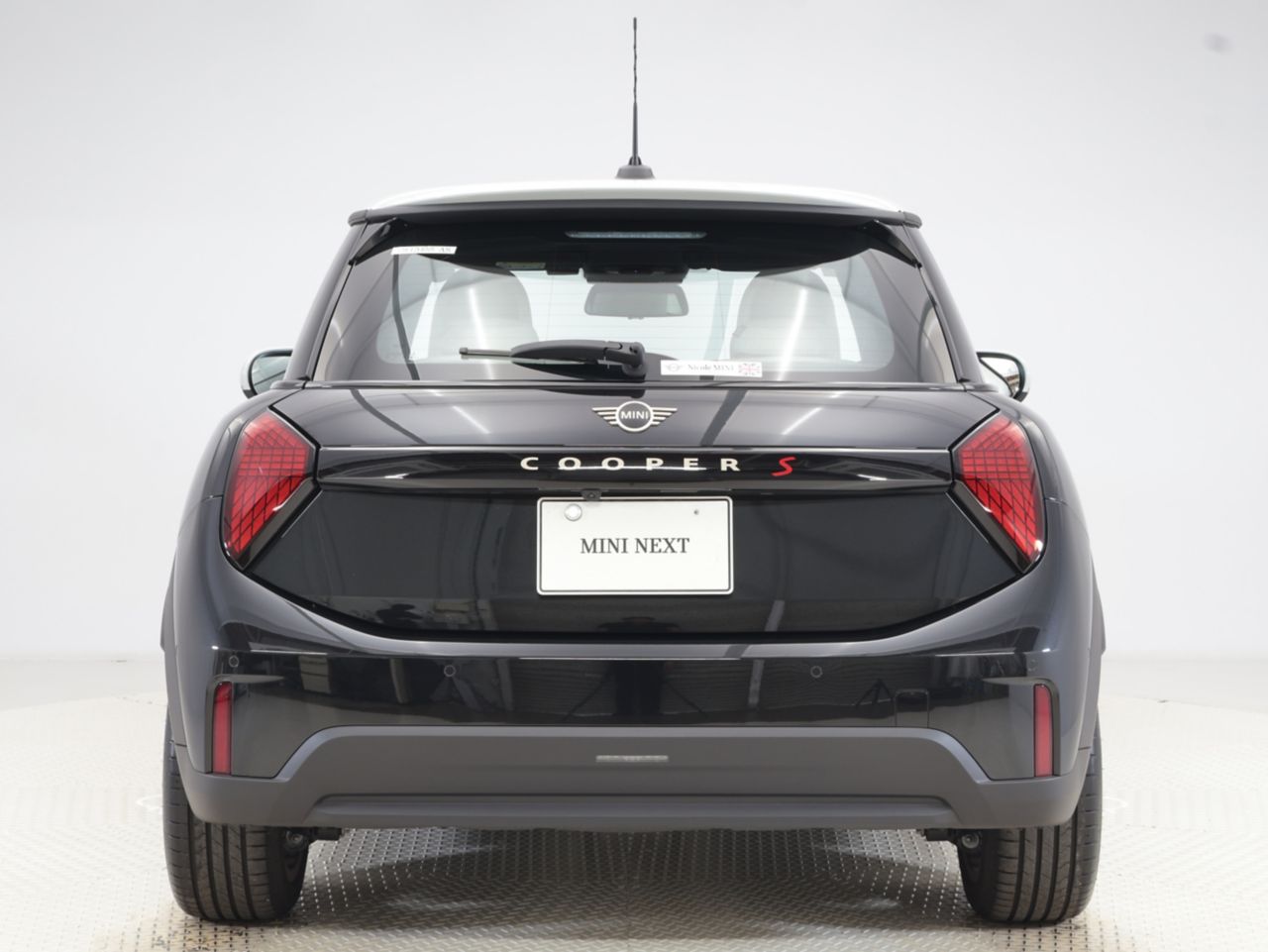 F66 MINI Cooper S 3Dr