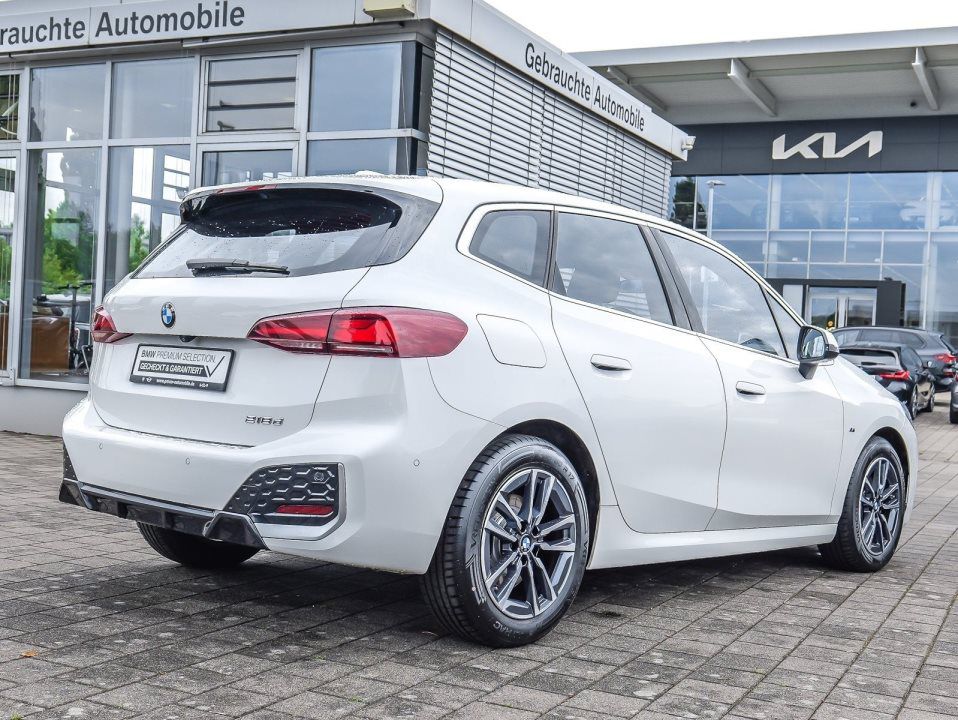 BMW 218