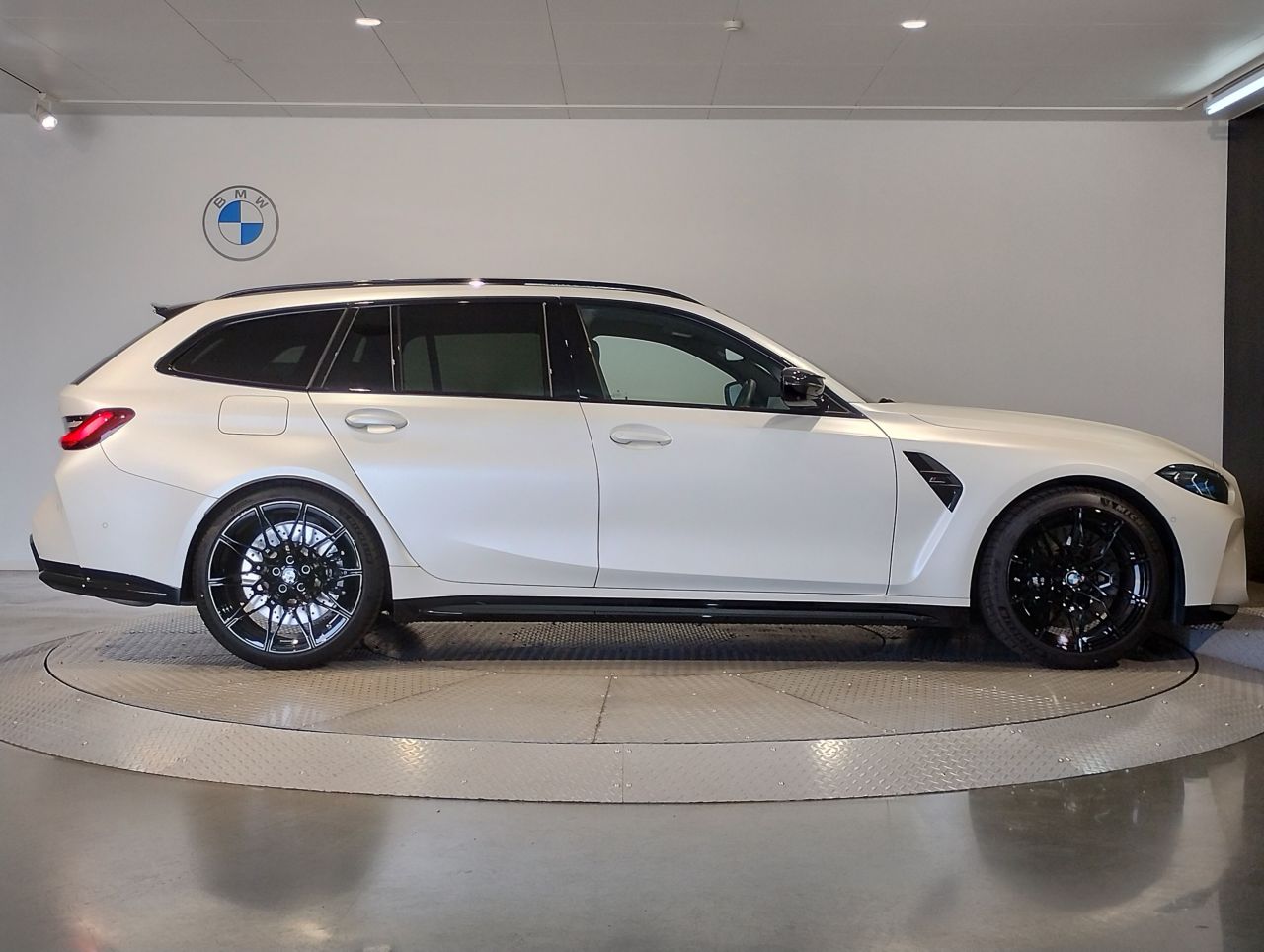 G81 M3 Competition M xDrive Touring RHD