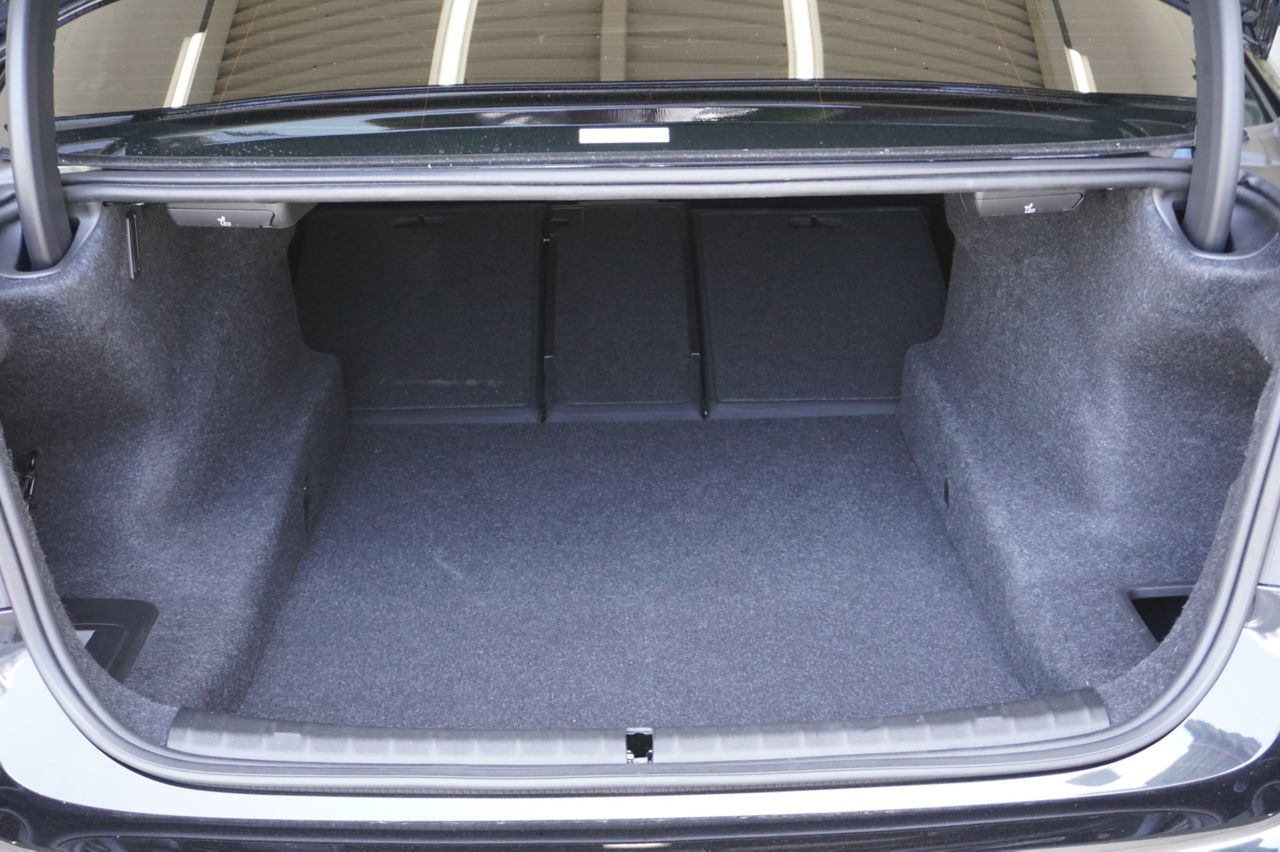 M5 Sedan RHD