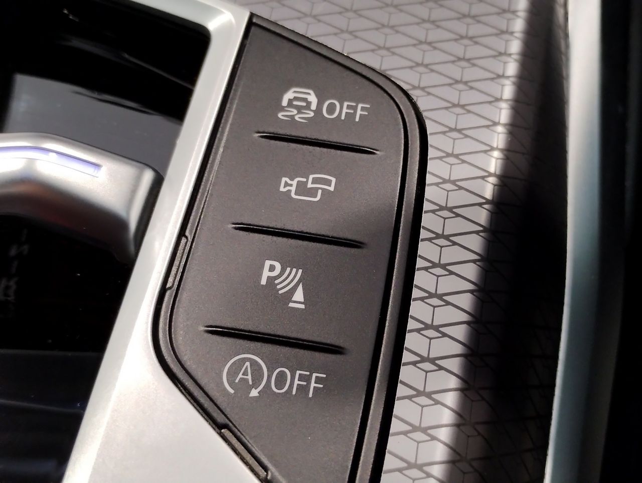 G20 320i Saloon LCI RHD MX