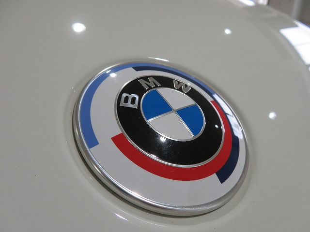 320d xDrive Berline RHD