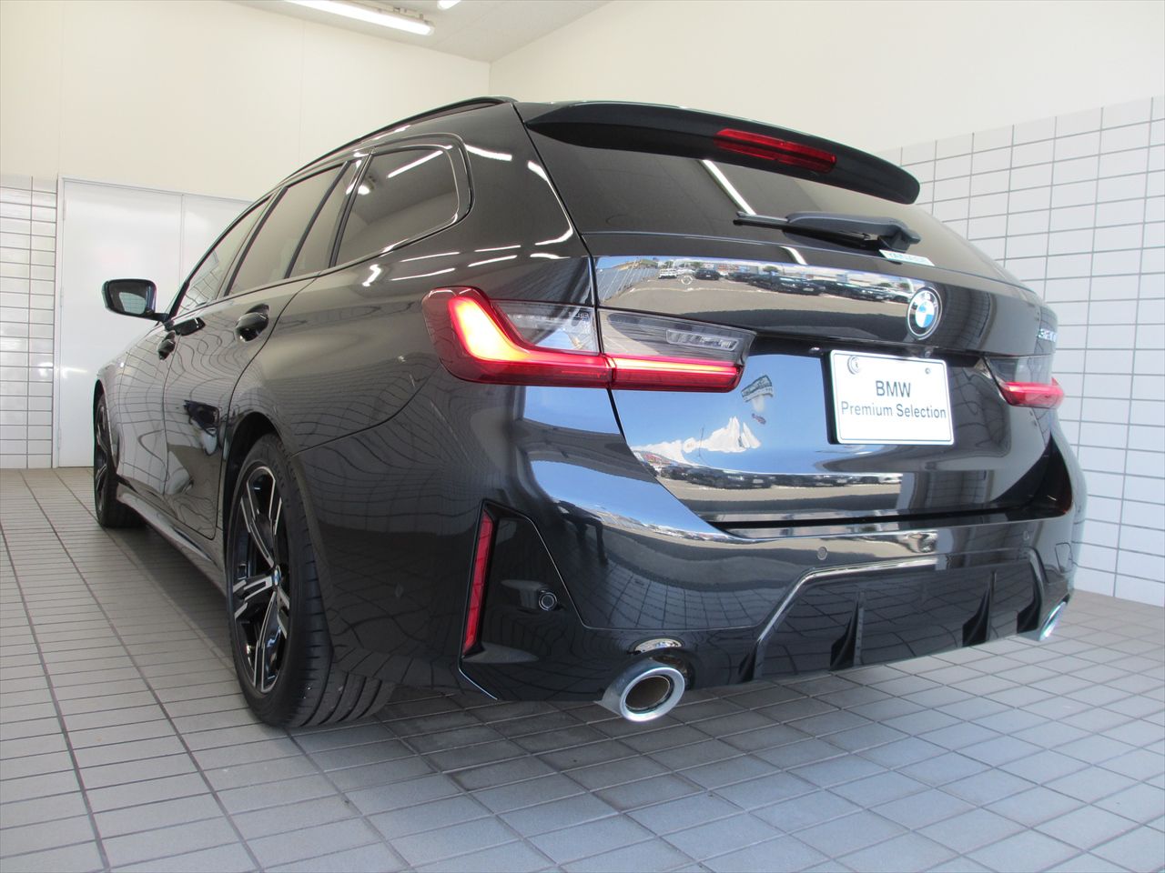 G21 320i Touring LCI RHD