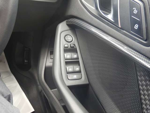 F40 118d Sports Hatch 5-door B47 2.0d