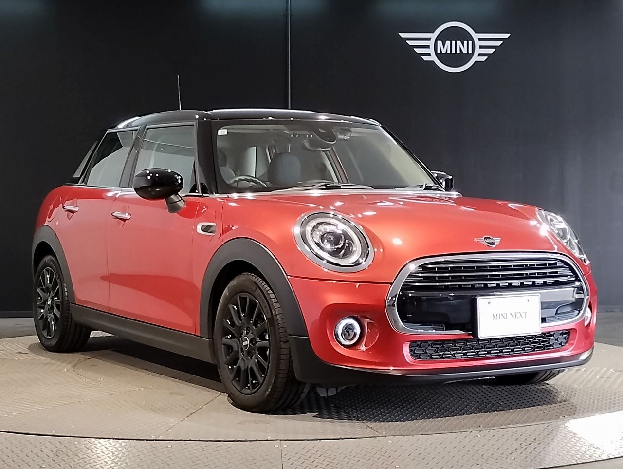 F55 MINI Cooper 5-Door Hatch LCI