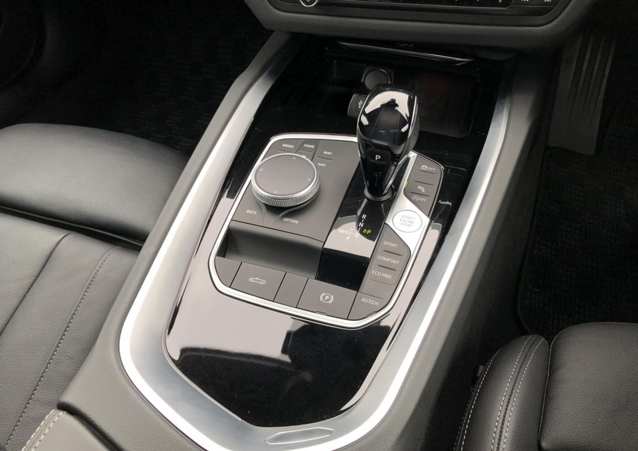 G29 z4 sDrive20i RHD