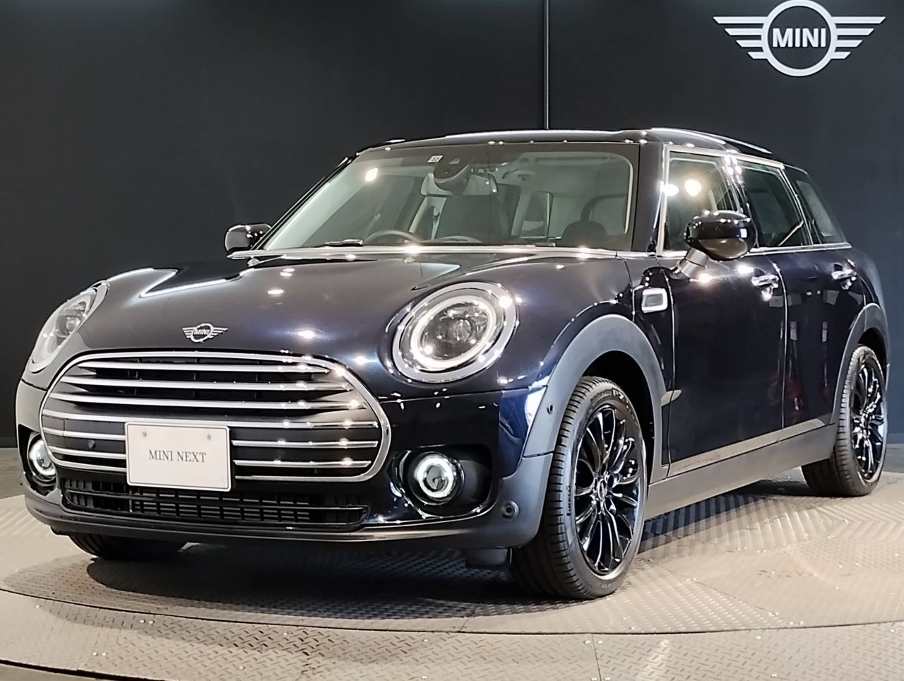 MINI COOPER CLUBMAN.
