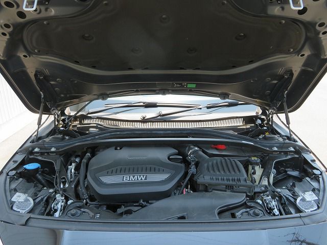 F40 118d Sports Hatch 5-door B47 2.0d