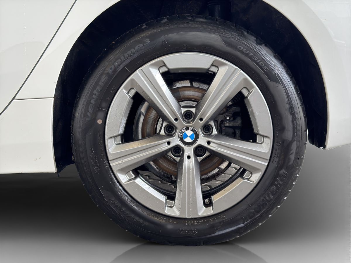 BMW 216