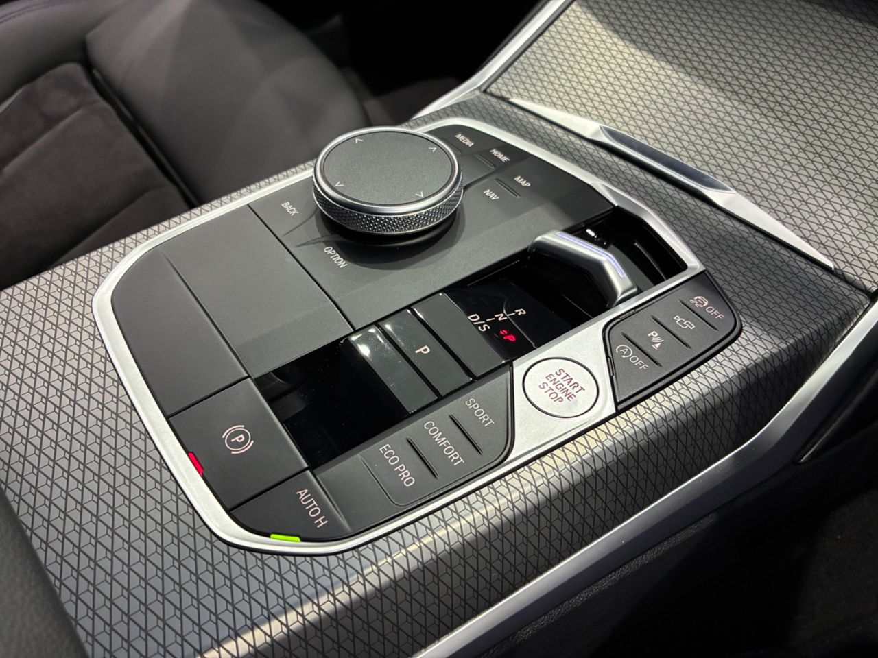 G21 320i Touring LCI RHD
