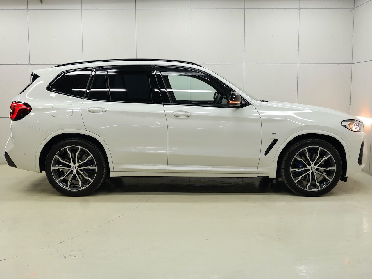 G01 X3 M40i RHD LCI ZA