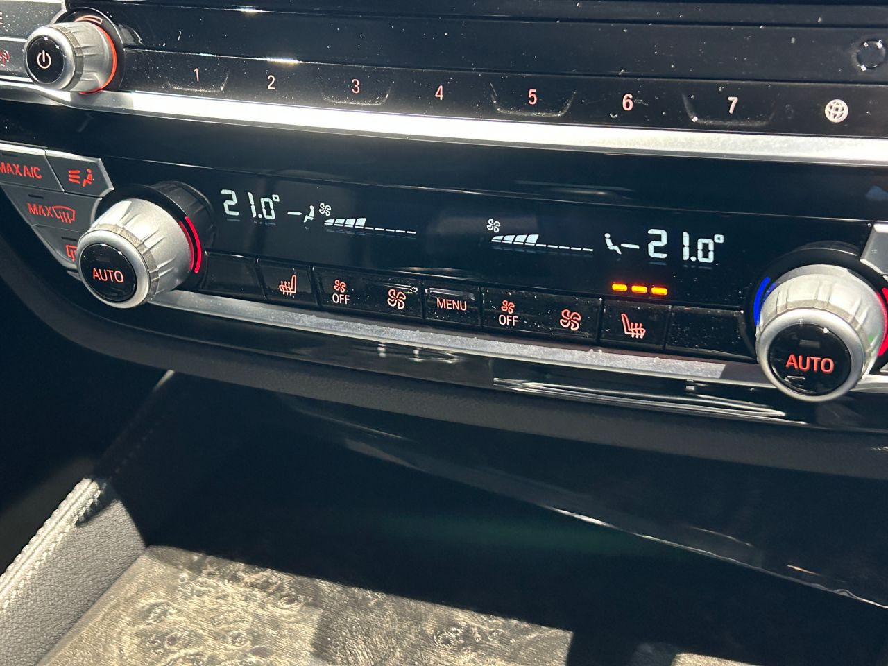 520d xDrive Touring RHD