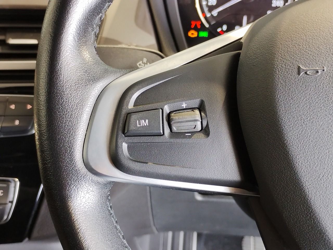 F48 X1 xDrive18d B47 2.0d LCI