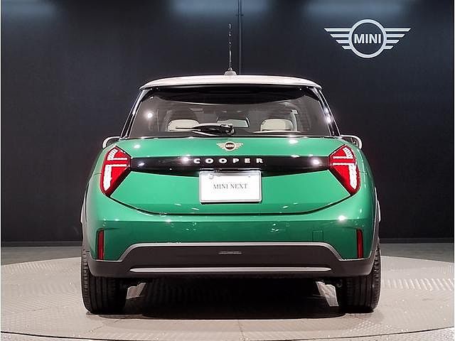 F66 MINI Cooper C 3Dr