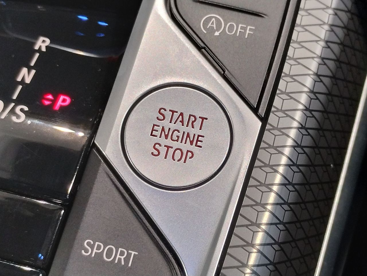 G20 320i Saloon LCI RHD MX