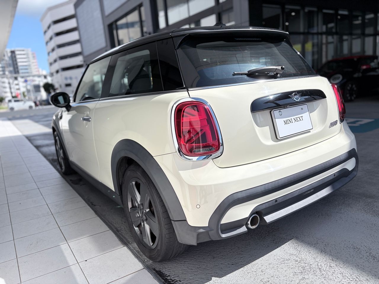 MINI Cooper F56 RHD