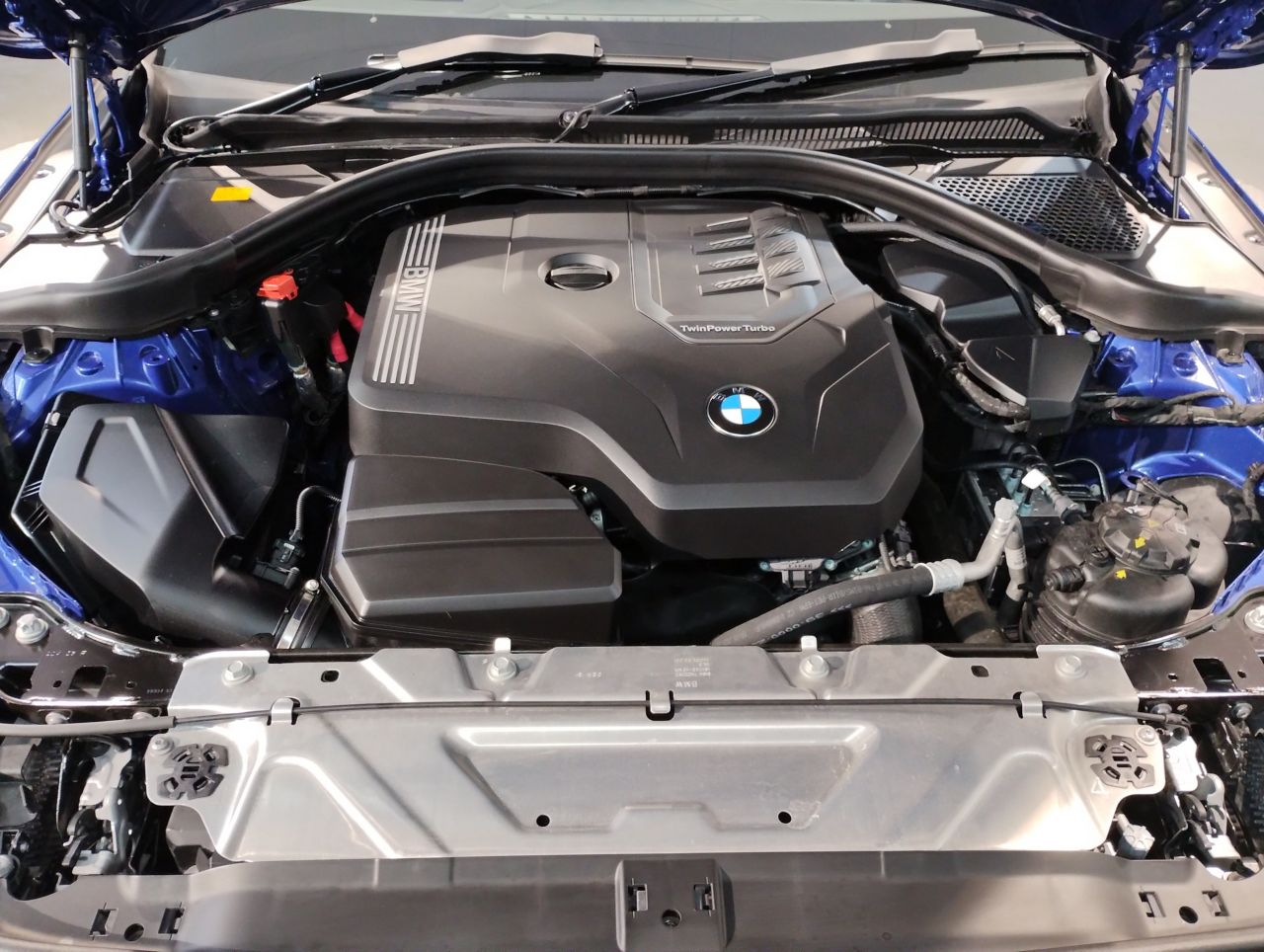G42 220i Coupe