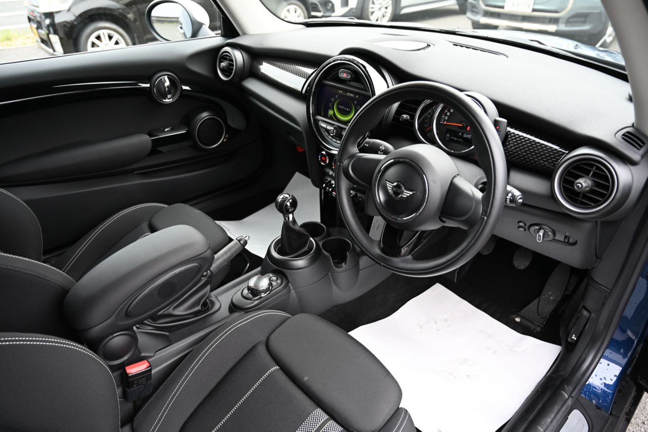 F56 MINI COOPER S