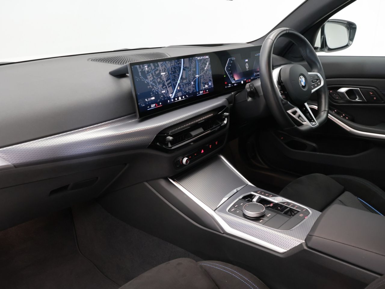 320d xDrive Berline RHD