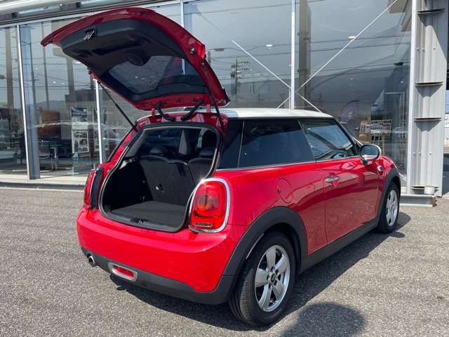 F56 COOPER D (AT)