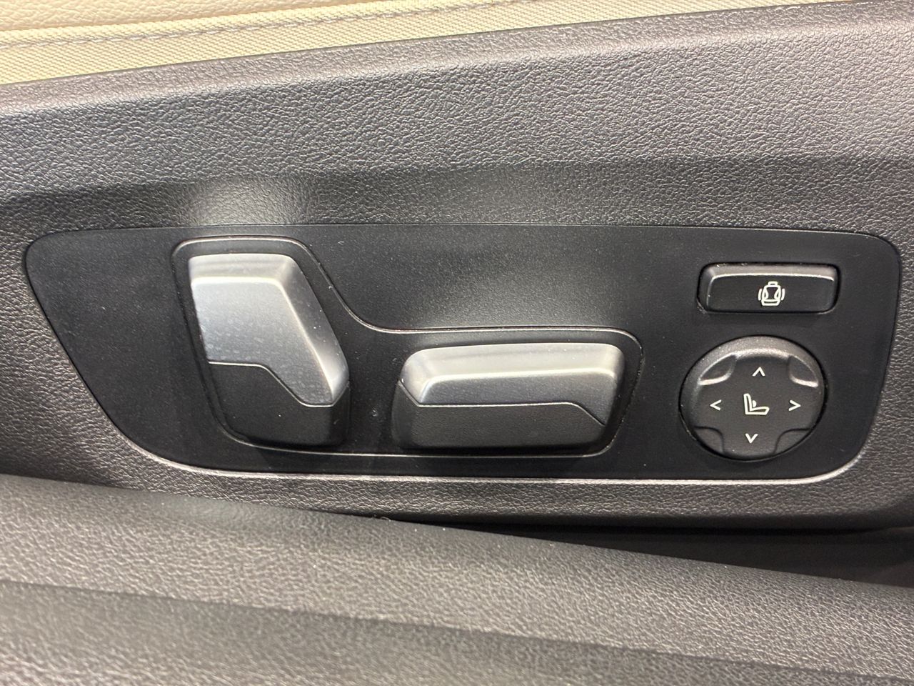 G23 420i Convertible RHD