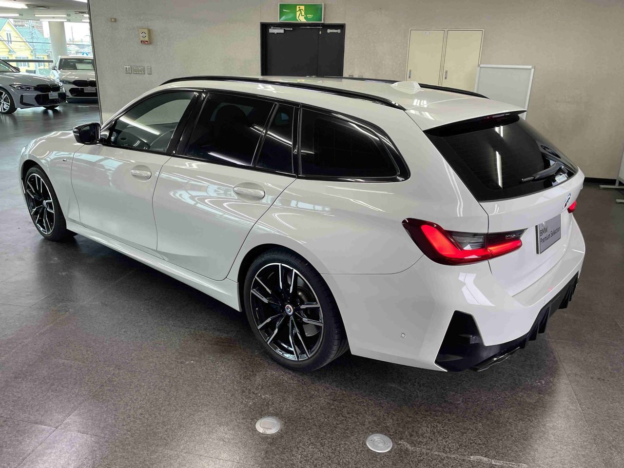 G21 M340i xDrive Touring LCI RHD