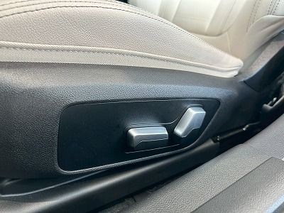 G20 330e Saloon RHD MX