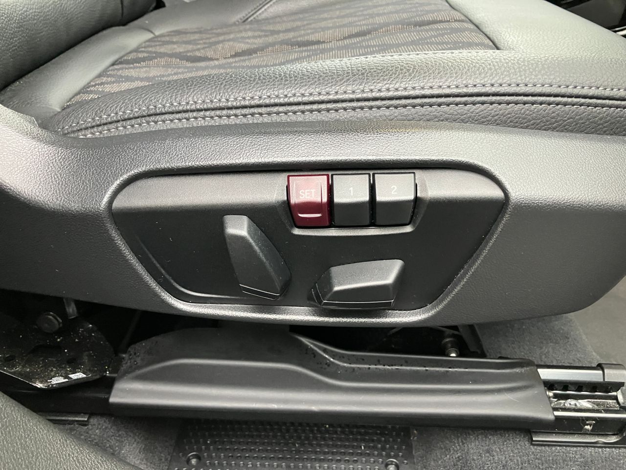 F48 X1 xDrive18d B47 2.0d LCI