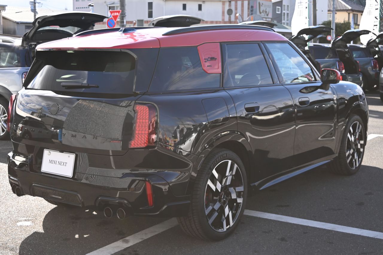 U25 MINI John Cooper Works Countryman ALL4