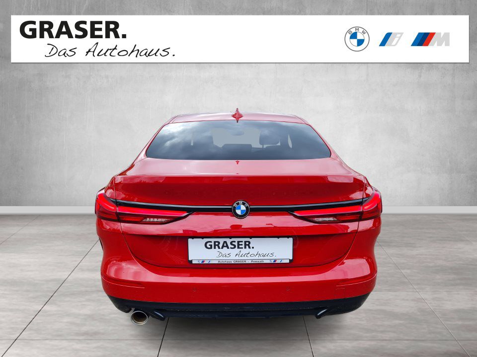 BMW 218