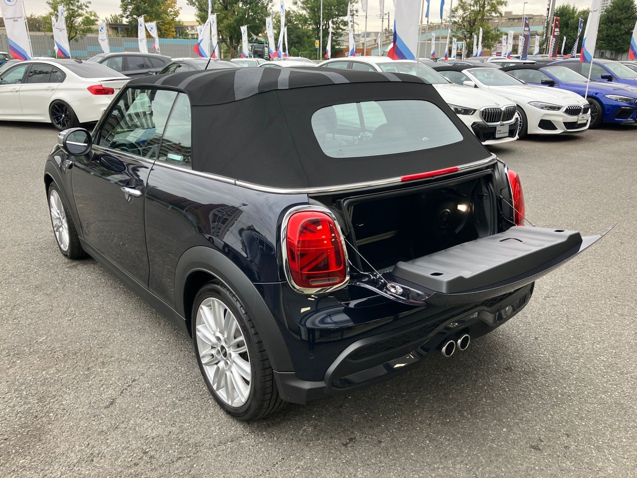 MINI Cooper S Convertible RHD