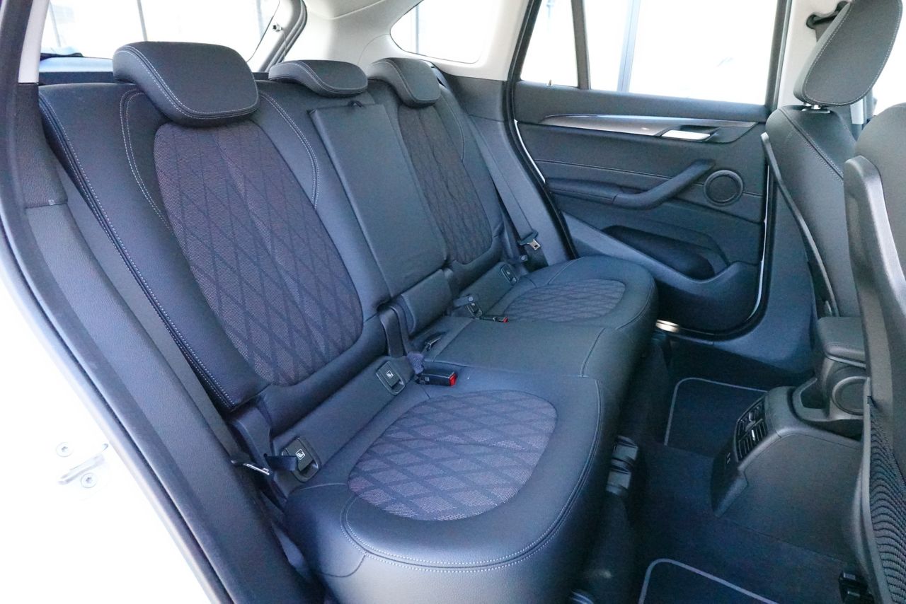 X1 sDrive18i RHD
