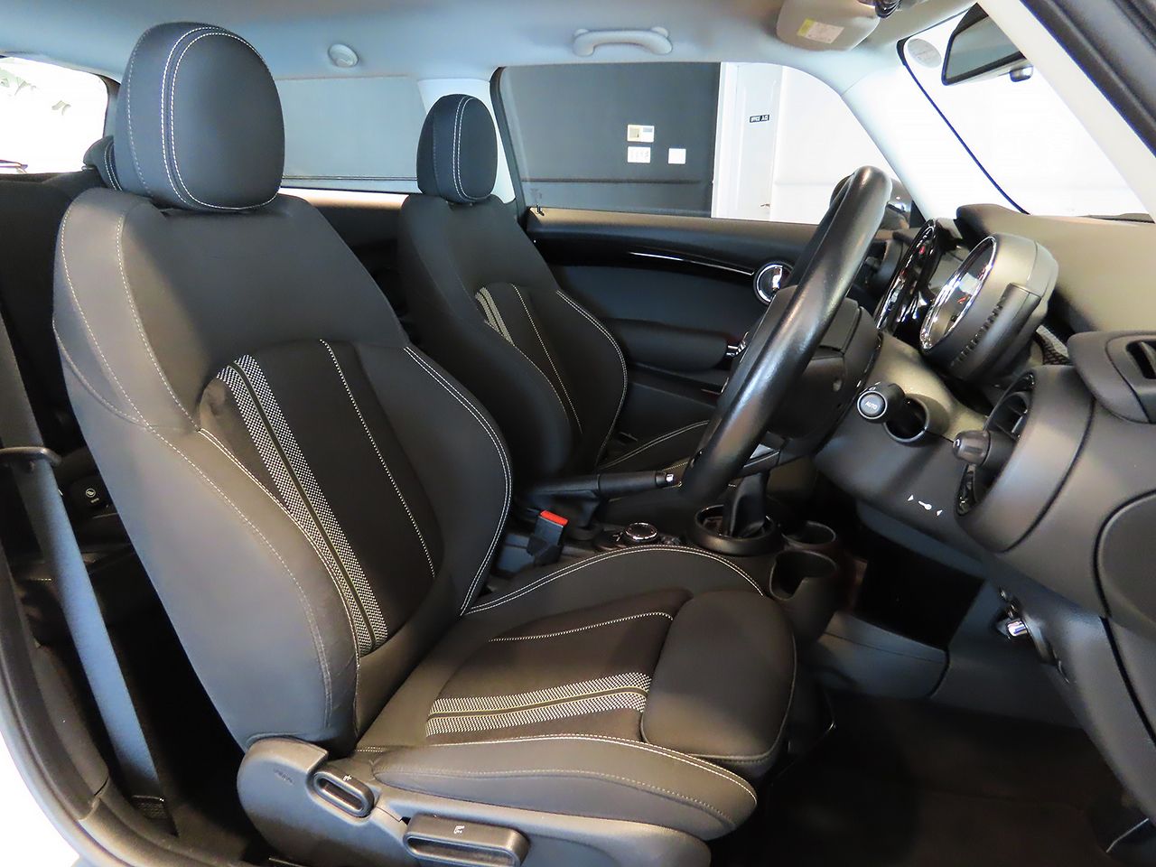 F56 MINI COOPER S