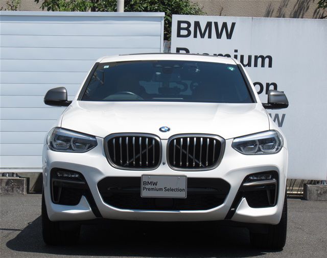 X4 M40i RHD
