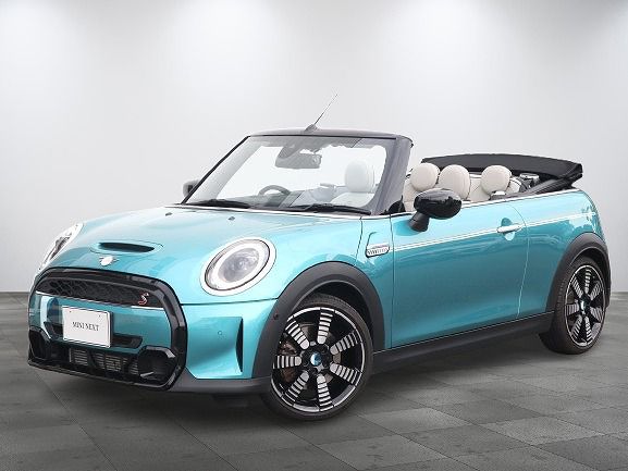 MINI Cooper S Convertible RHD