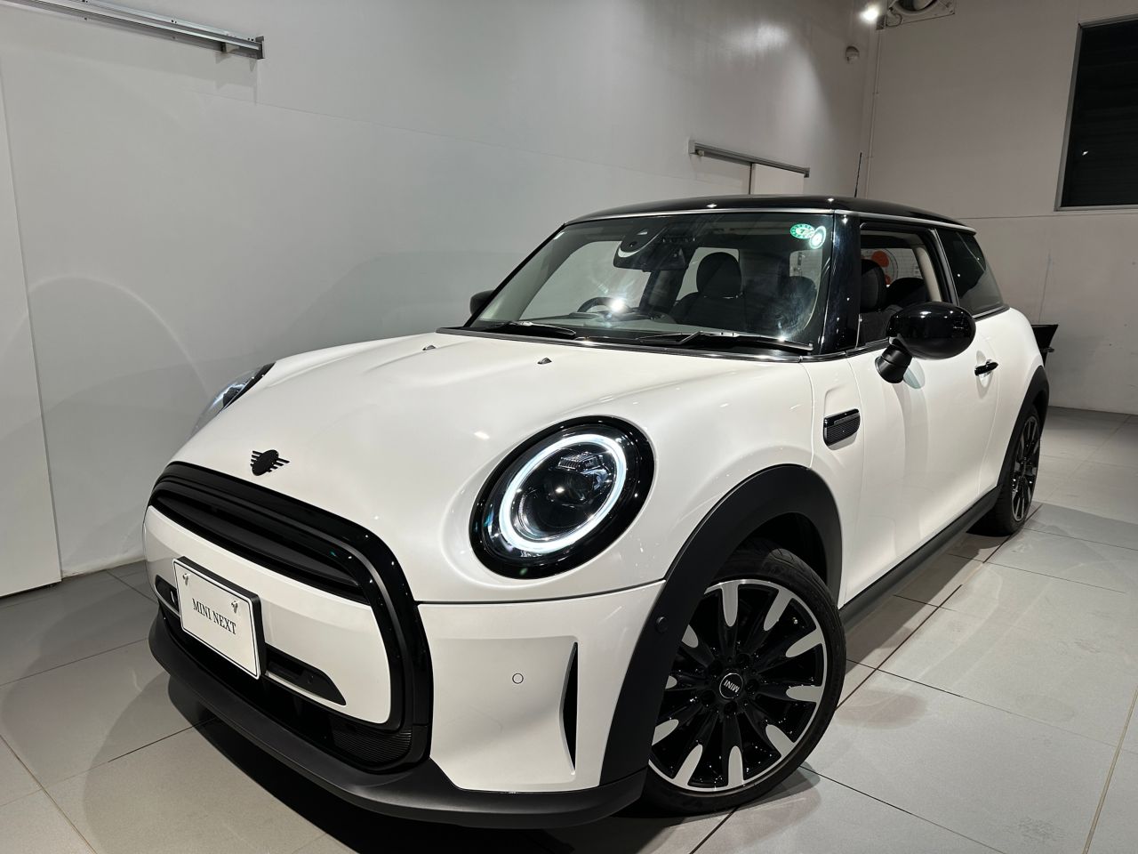 MINI Cooper F56 RHD