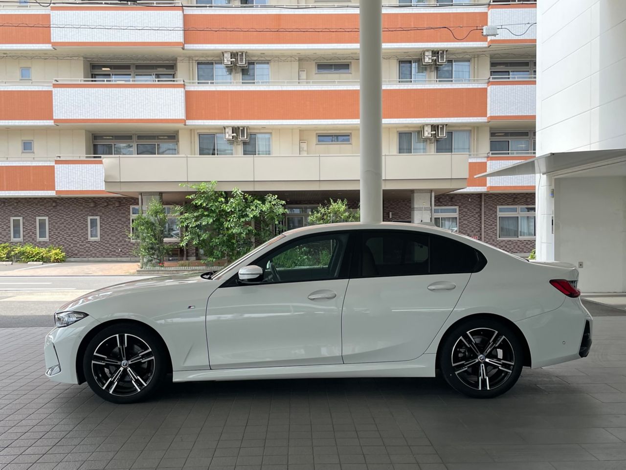 320d xDrive Berline RHD