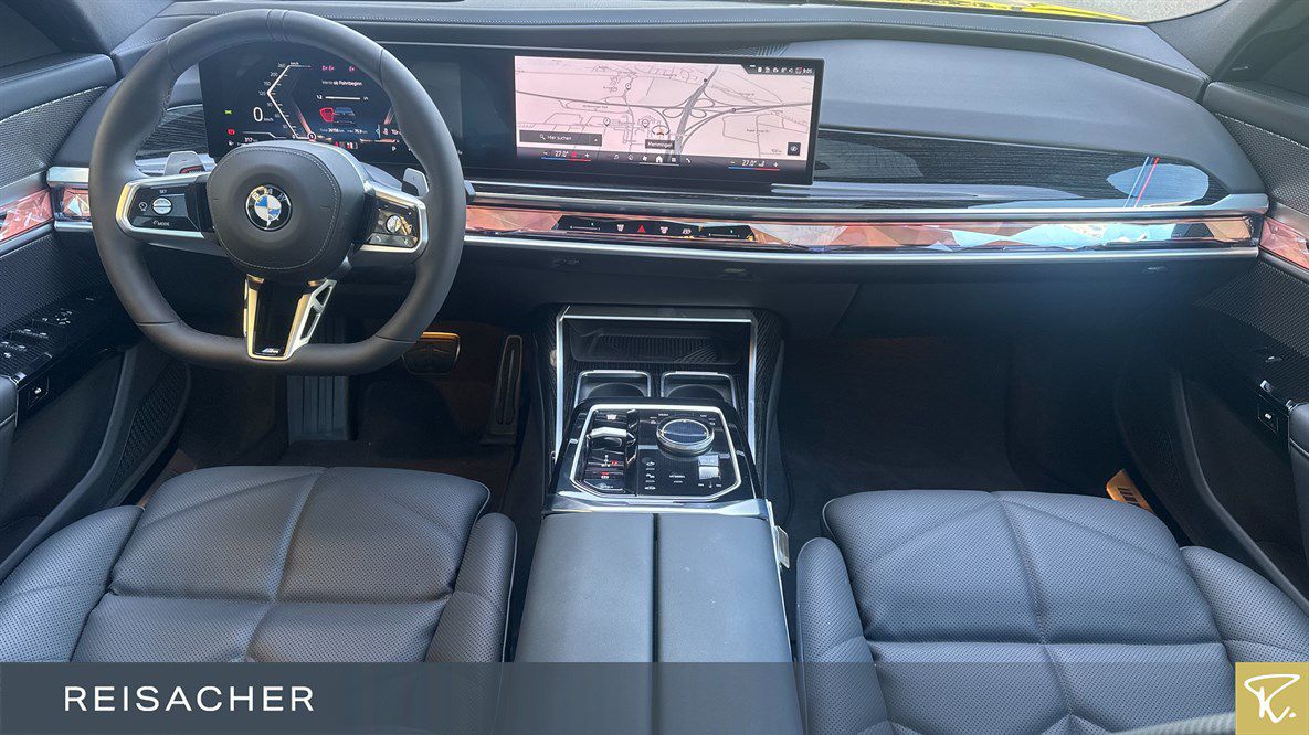 BMW 740