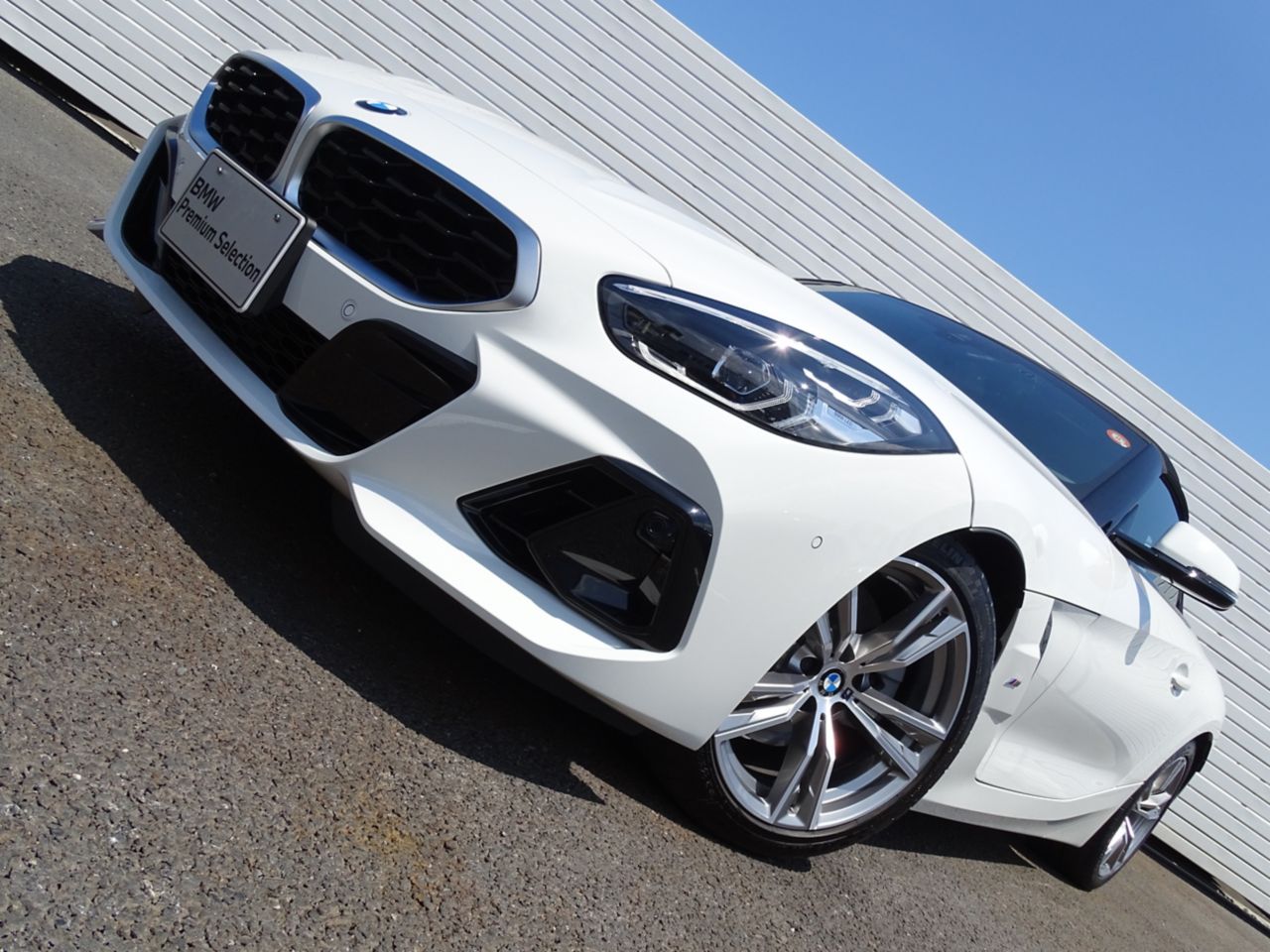 G29 z4 sDrive20i RHD