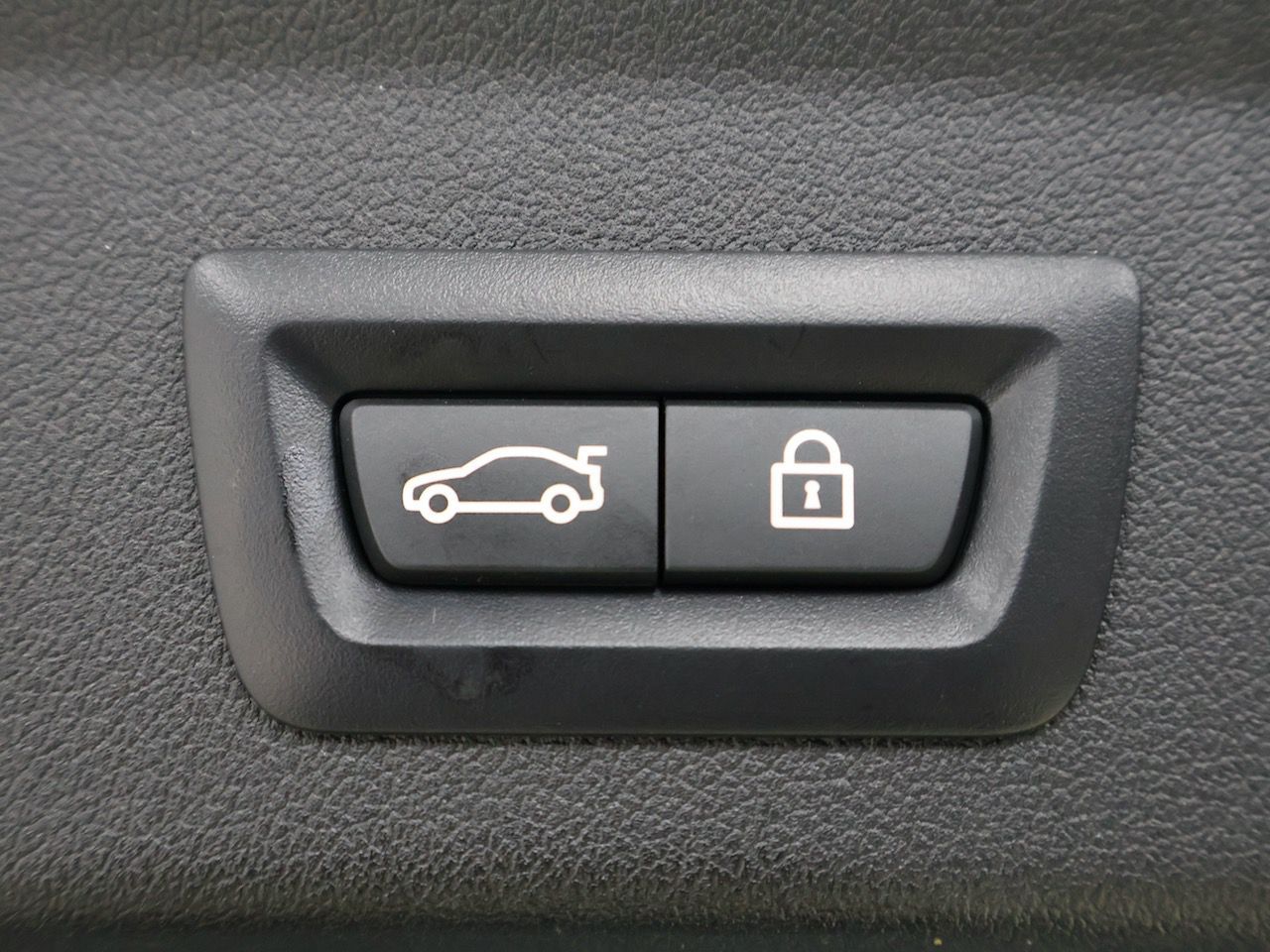 F40 118d Sports Hatch 5-door B47 2.0d