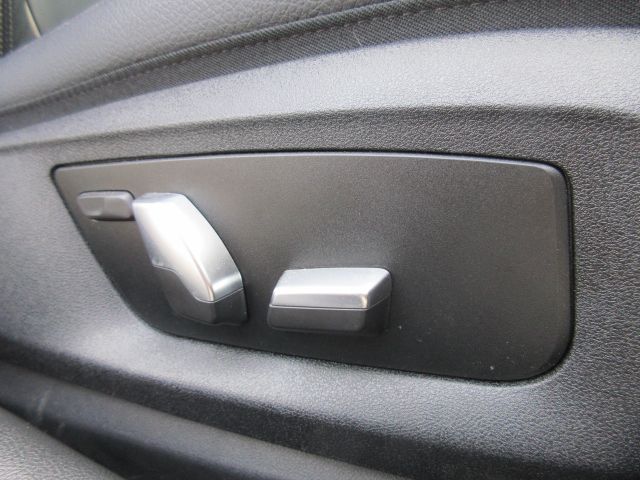 520d xDrive Sedan RHD