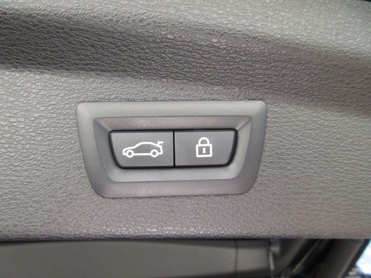 F39 X2 sDrive18i B38 1.5i SAC