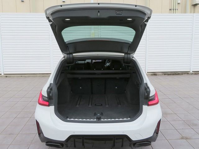 G21 M340i xDrive Touring LCI RHD