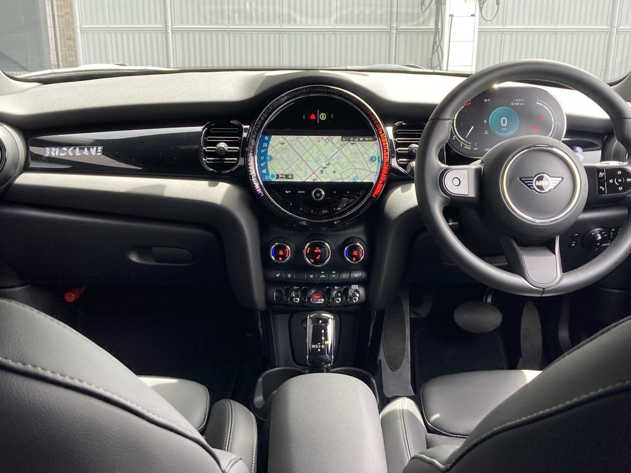 MINI Cooper F56 RHD