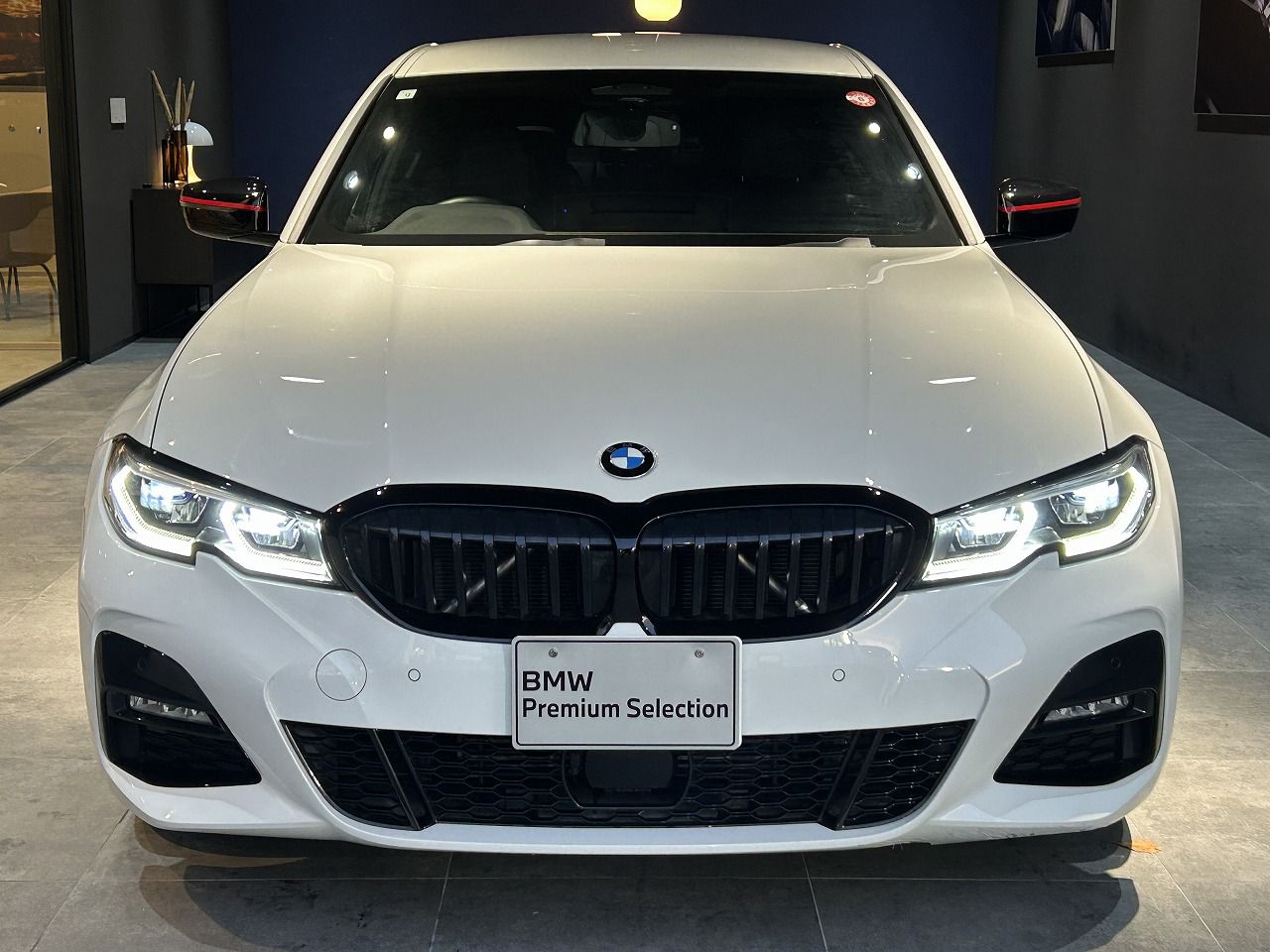 G20 320d xDrive RHD Saloon
