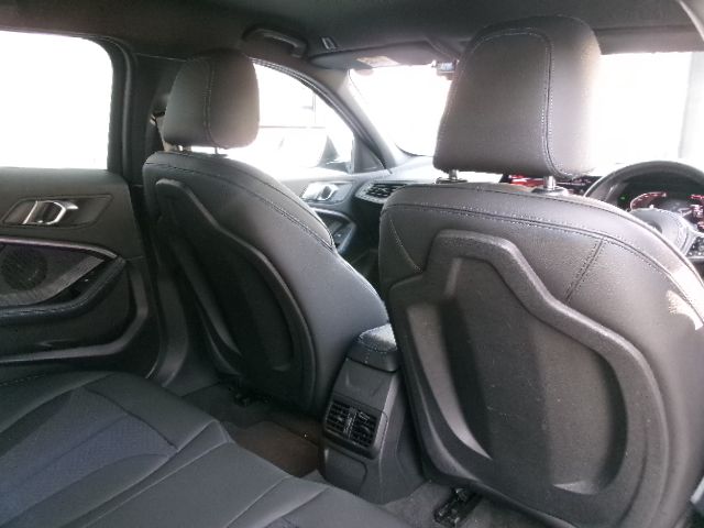 F40 118d Sports Hatch 5-door B47 2.0d