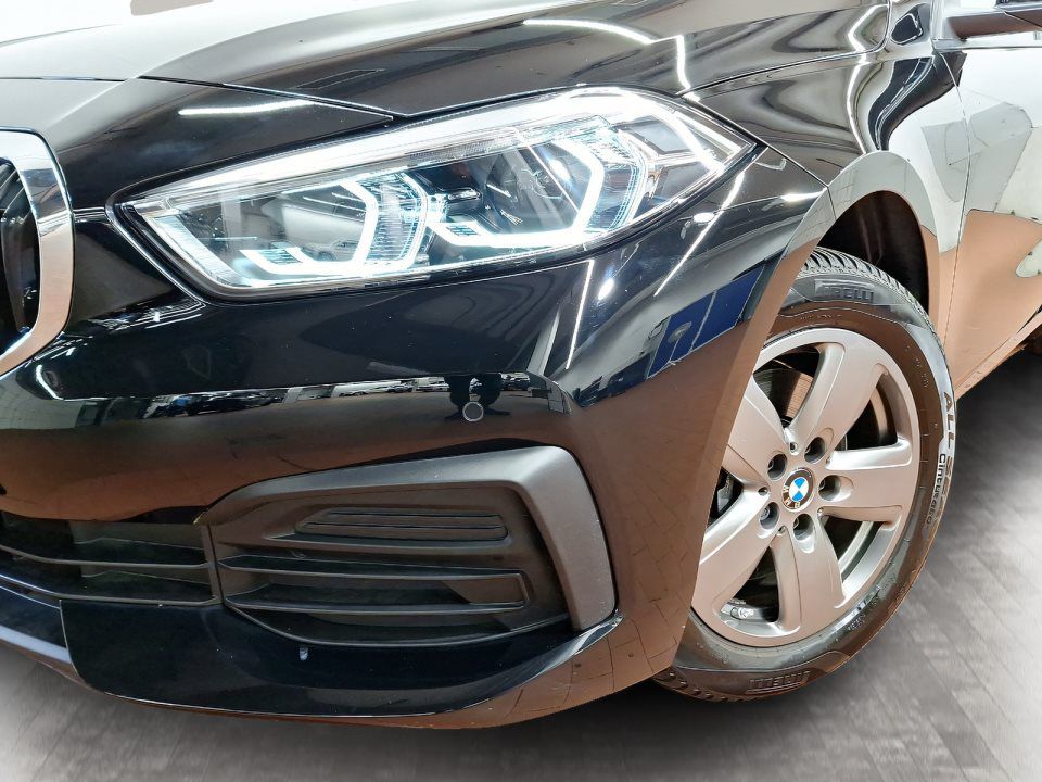 BMW 118