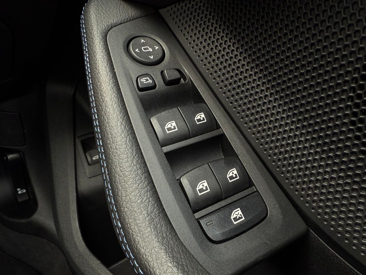 F40 M135i xDrive Sports Hatch 5-door B48 2.0i
