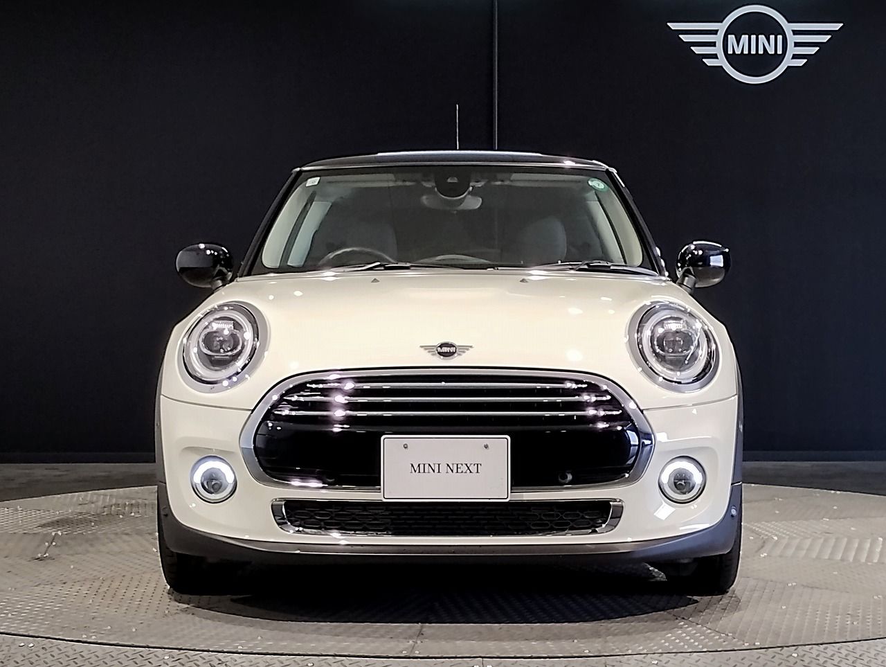 F56 COOPER D (AT)