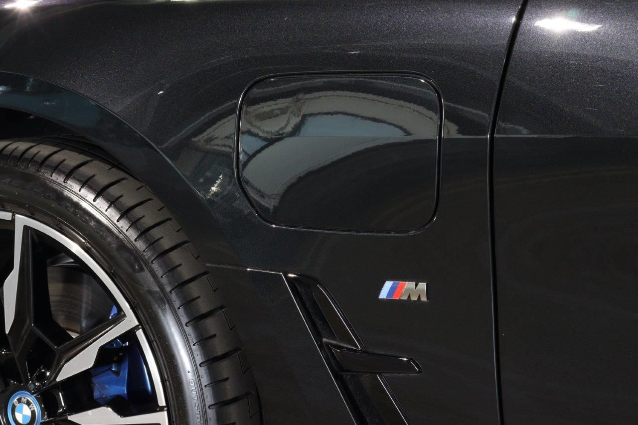 G26 i4 M50 RHD
